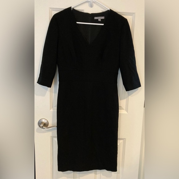 Classiques Entier Black V-Neck Ponte Knee-Length Sheath Dress (Sz 6) - Picture 2 of 7